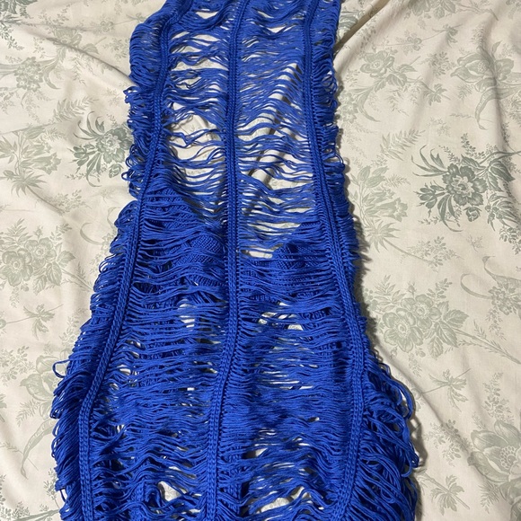 COPY - BLUE BACKLESS HALTER LONG COVERUP - Picture 3 of 3